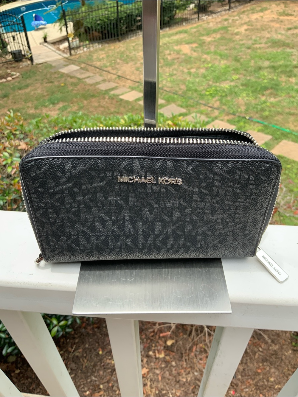 Michael Kors Black LARGE Flat phone case organizer.  17 pro fits NWT